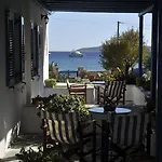 Lägenhetshotell George's Paros