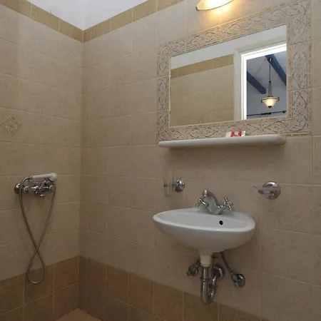 아파트호텔 George's Paros 3*