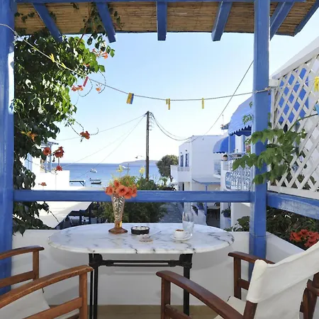 Lägenhetshotell George's Paros 3*