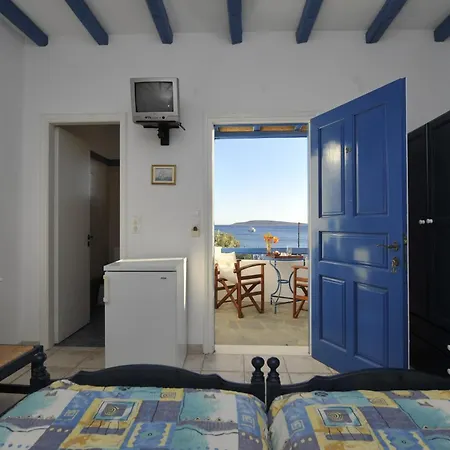 Hotel apartamentowy George's Paros