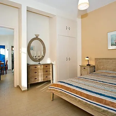 Aparthotel George's Paros