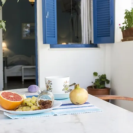 Lägenhetshotell George's Paros Alikí