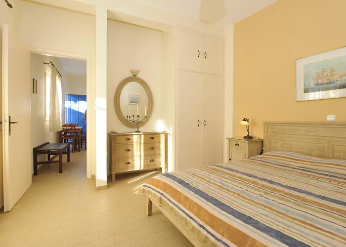 Apartmanhotel George's Paros Alikí